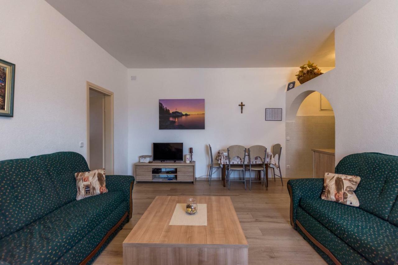 Apartment Lavanda 2 Porec Exterior photo