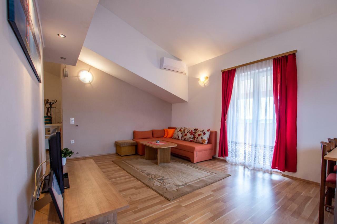 Apartment Lavanda 2 Porec Exterior photo